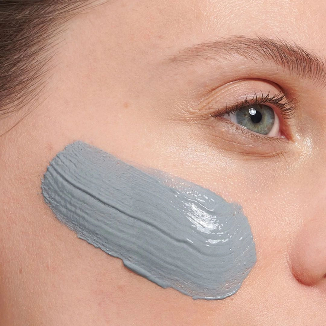 Masca faciala cu argila vulcanica, include perie pentru scrub - Derol®